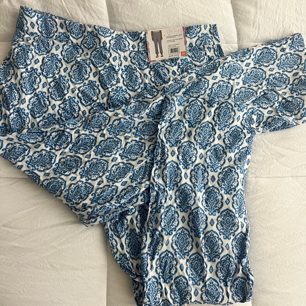 Stella Parker Blue and White Patterned Pants